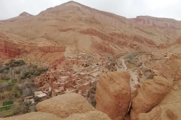 Hiking trail through the Valley of Roses morocco